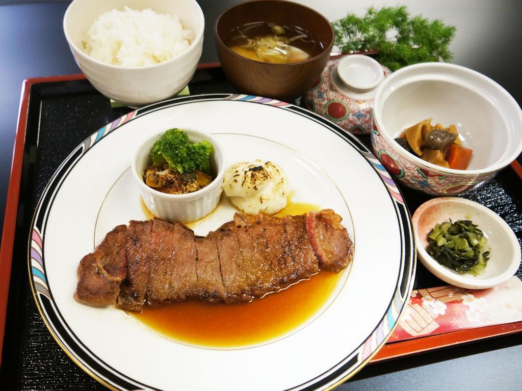 Hotel Areaone Hiroshima Wing Higashihiroshima Buitenkant foto
