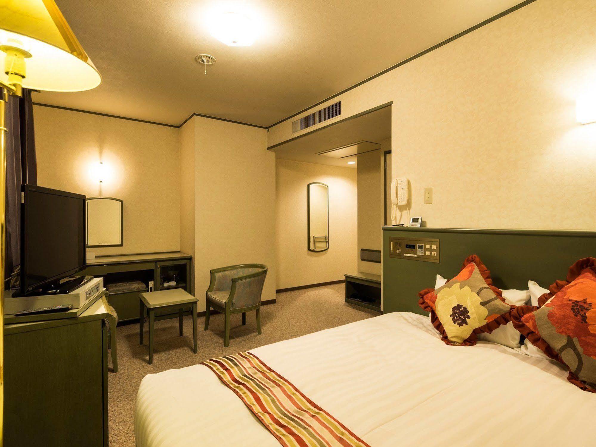Hotel Areaone Hiroshima Wing Higashihiroshima Buitenkant foto